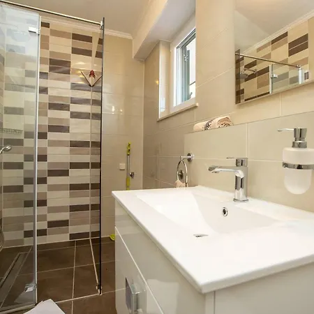Mosor Apartment Omis